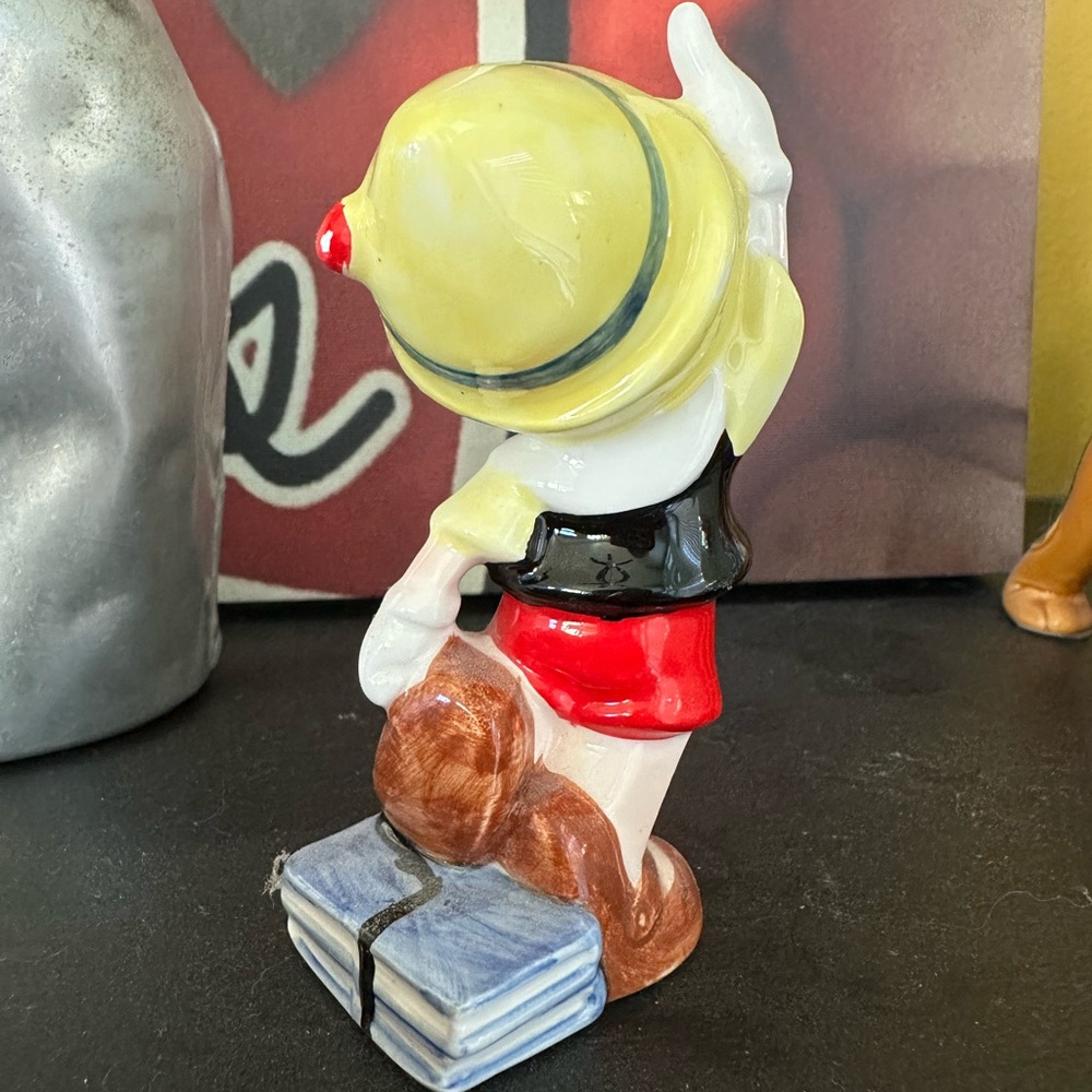 Disney Pinocio Charming Ceramic Figurine with Red and Blue Accents - Picture 2 of 3